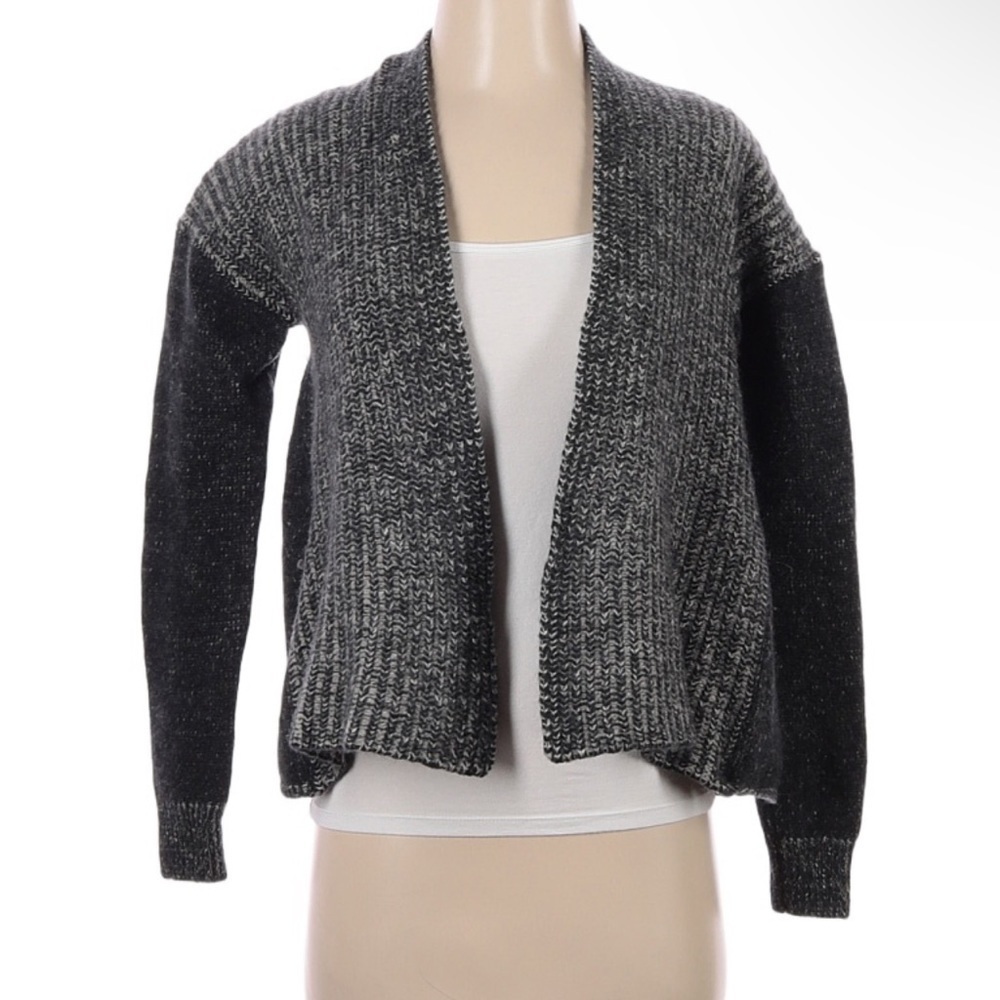 GAP Wool Blend Gray Cardigan Size Small